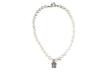 Load image into Gallery viewer, Lulu Paw Pearl Necklace