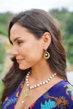 Load image into Gallery viewer, Gold Drop Pearl Earrings