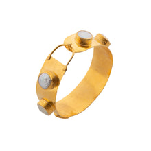 Load image into Gallery viewer, Keshi Pearl Cuff